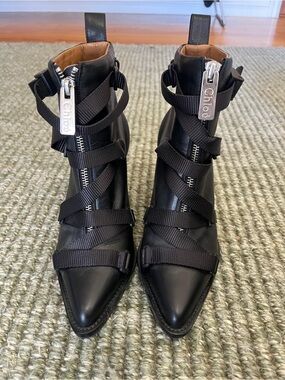 Chloé Black Leather Pointed Ankle Boots with Strap Details